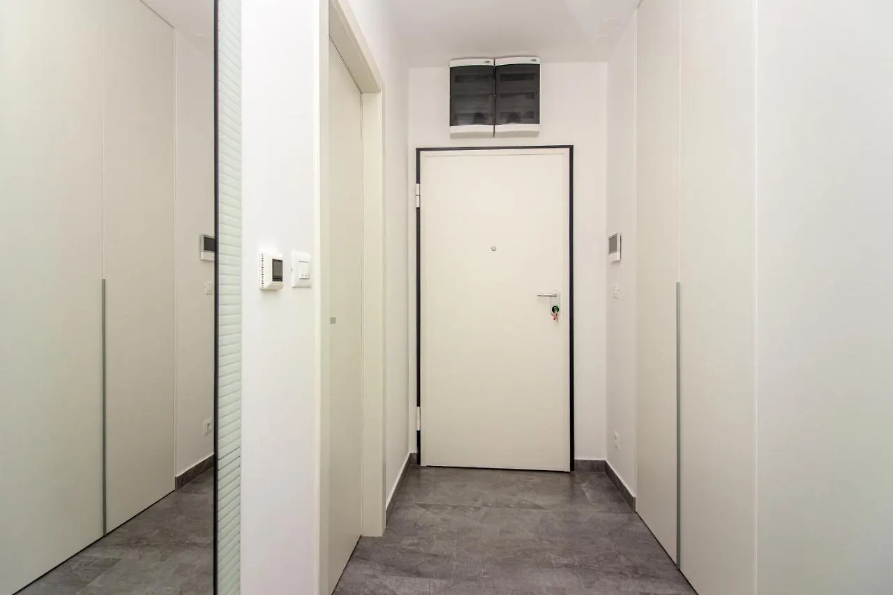 Sky Di Mare - Free Private Garage Apartment Split
