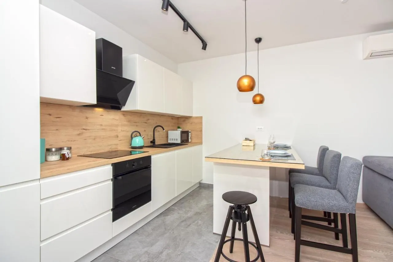 Sky Di Mare - Free Private Garage Apartment Split Croatia